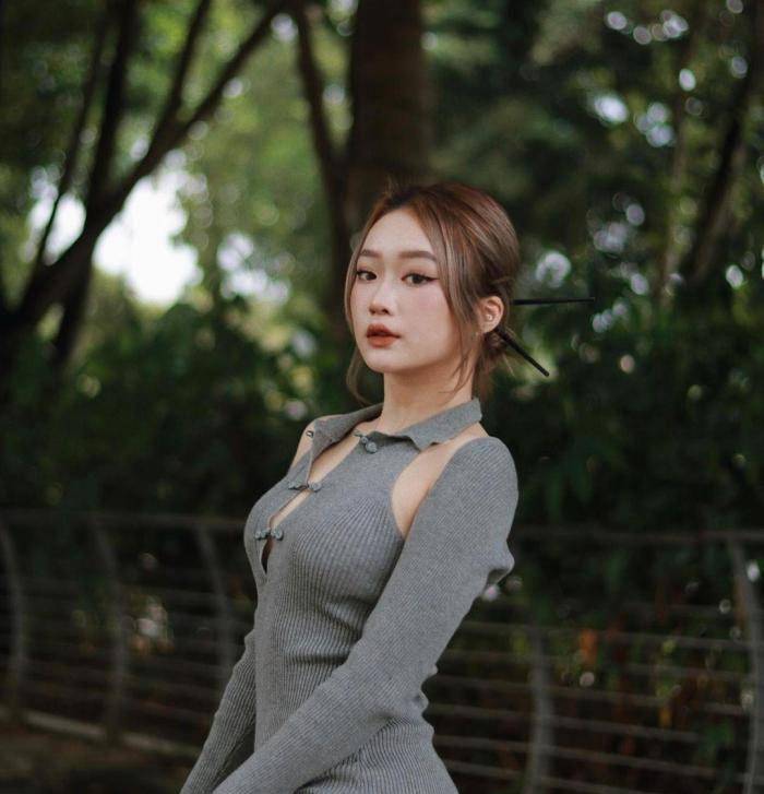 美女图集:判断是不是辣妹,不是看她的颜值,而是看她的穿搭 美女图集:判断是不是辣妹,不是看她的颜值,而是看她的穿搭