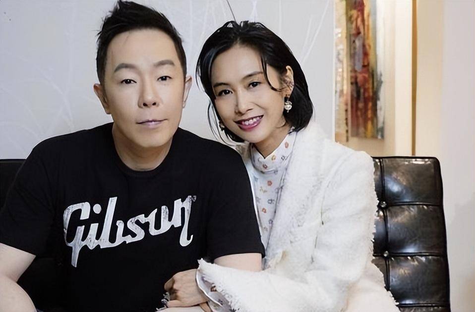 52岁朱茵现状：住深山残屋，开97年破车，她活成了娱乐圈李子柒