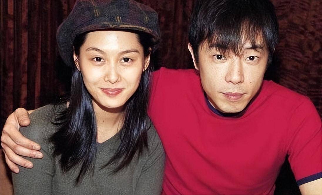 52岁朱茵现状：住深山残屋，开97年破车，她活成了娱乐圈李子柒