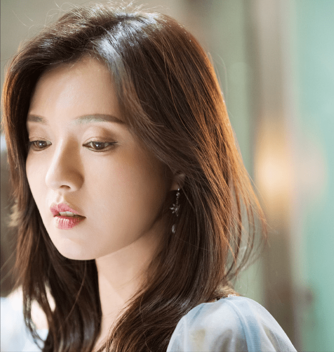 没退圈却过气的6位内地女星,各有各的活法,最大46岁,最小37岁 没退圈却过气的6位内地女星,各有各的活法,最大46岁,最小37岁