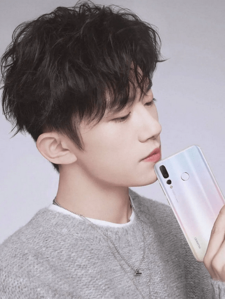 16小时卖出去160亿人民币!华为手机会给刘德华几亿代言费? 16小时卖出去160亿人民币!华为手机会给刘德华几亿代言费?