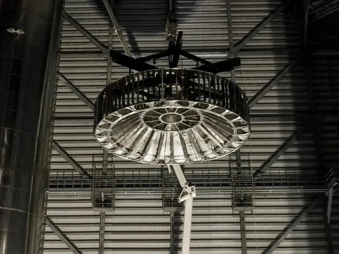 马斯克的星舰又炸了,但有两个好消息 马斯克的星舰又炸了,但有两个好消息